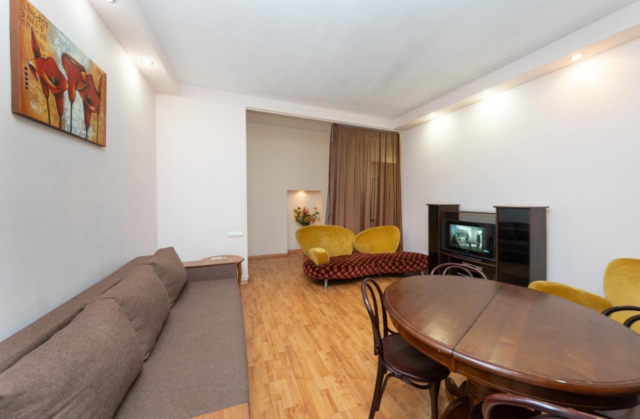 Apartamenty Sofia Киев Экстерьер фото